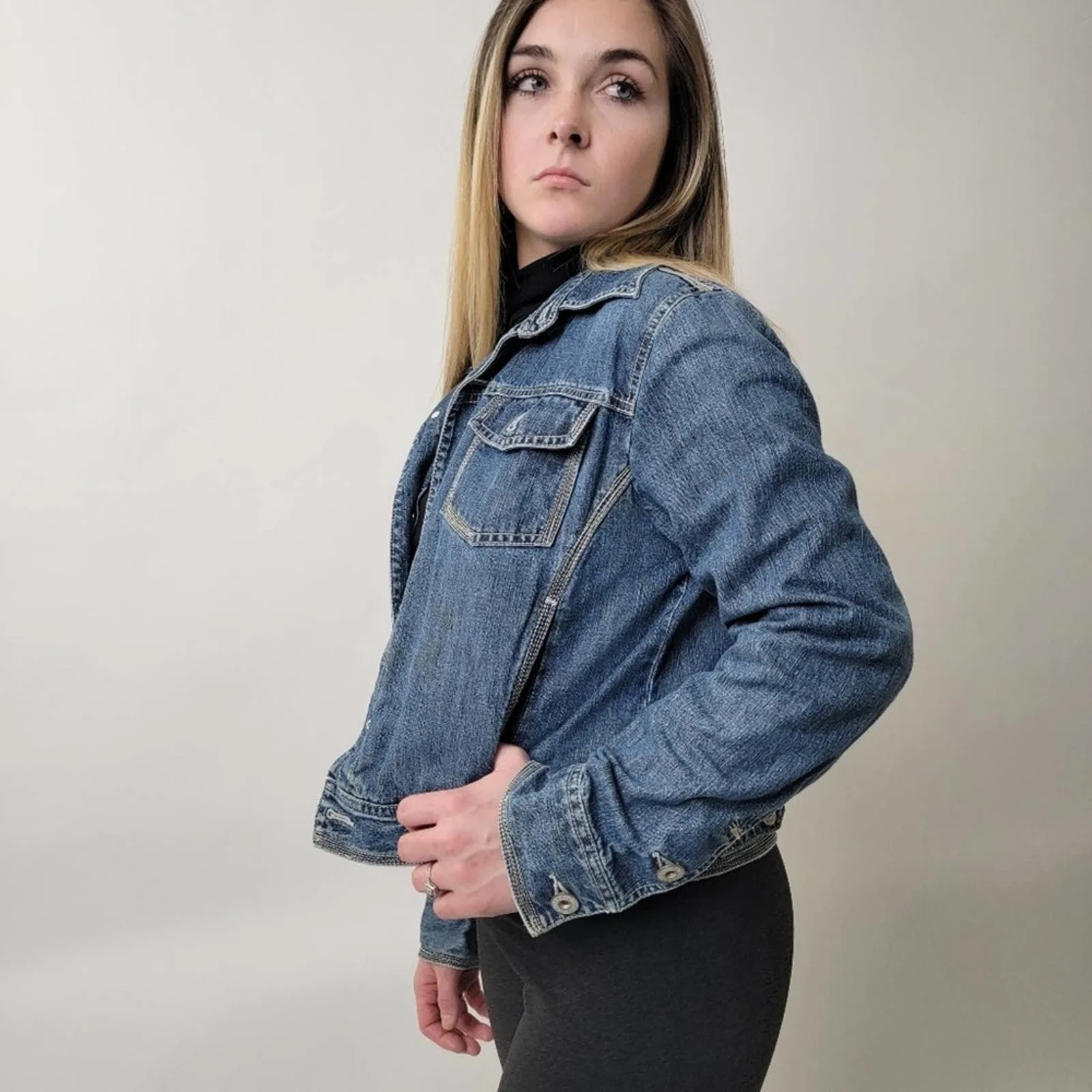 AEO Distressed Denim Jean Jacket - L