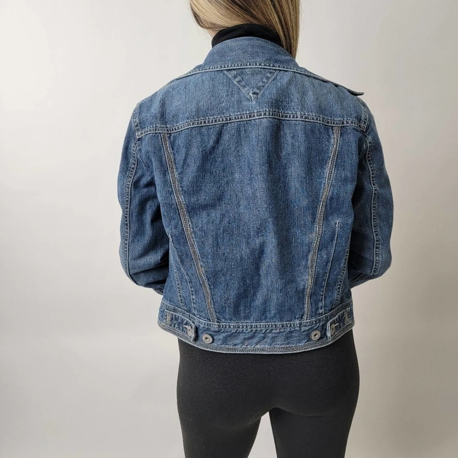 AEO Distressed Denim Jean Jacket - L