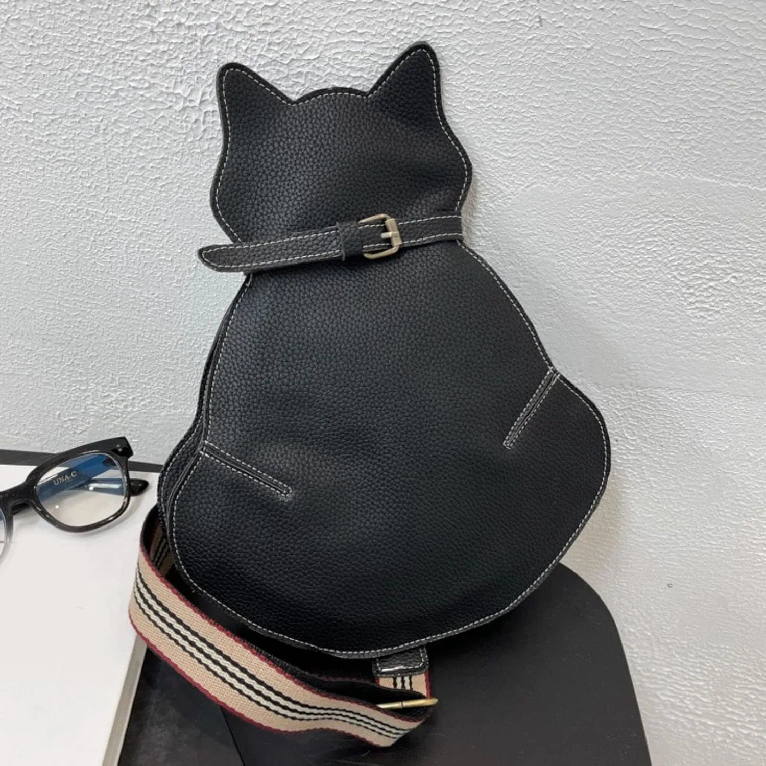 Casual Daily Daypack Purse for Women Letter Purse Mobile Phone Messenger Bags Stylish Daypack Shoulder Bag