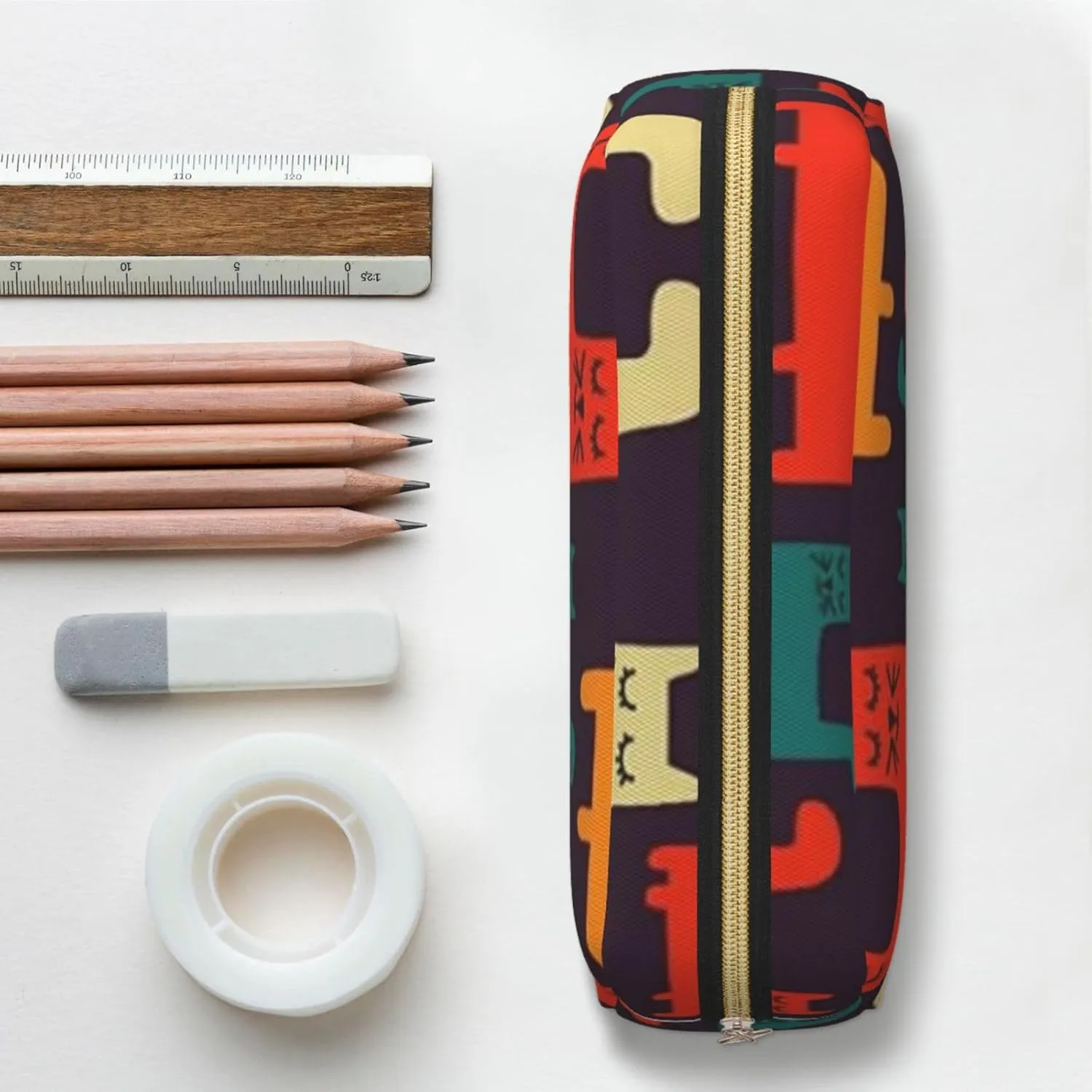 Cat illustration Makeup Bag for Women Men Pencil Pouch Travel Small Cosmetic Bag Zippered Toiletry Bags Aesthetic Pen Bags Trendy Storage Bags Leather Coin Pouch Purse