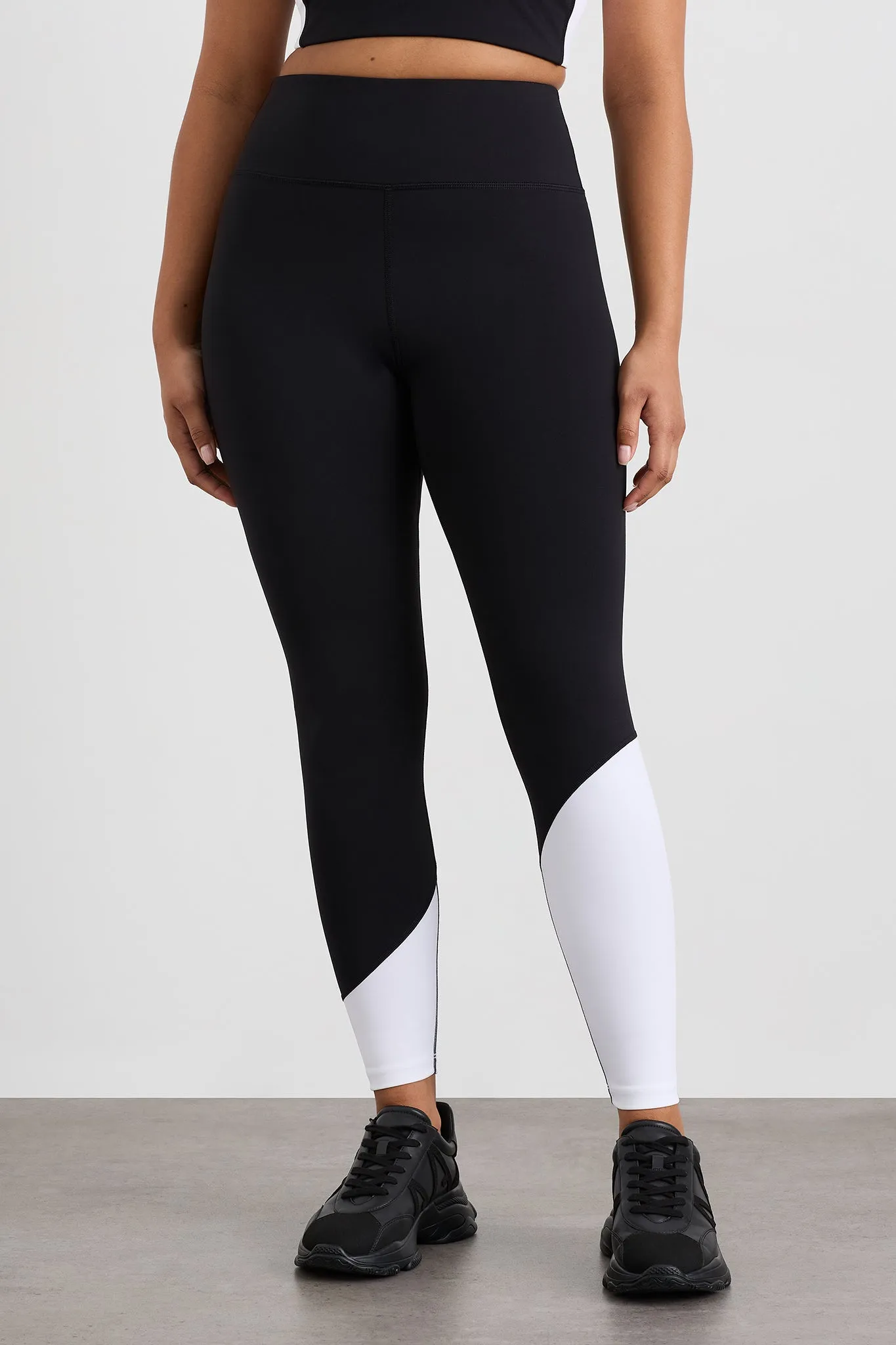 Curved Panel Full Length Legging 226
