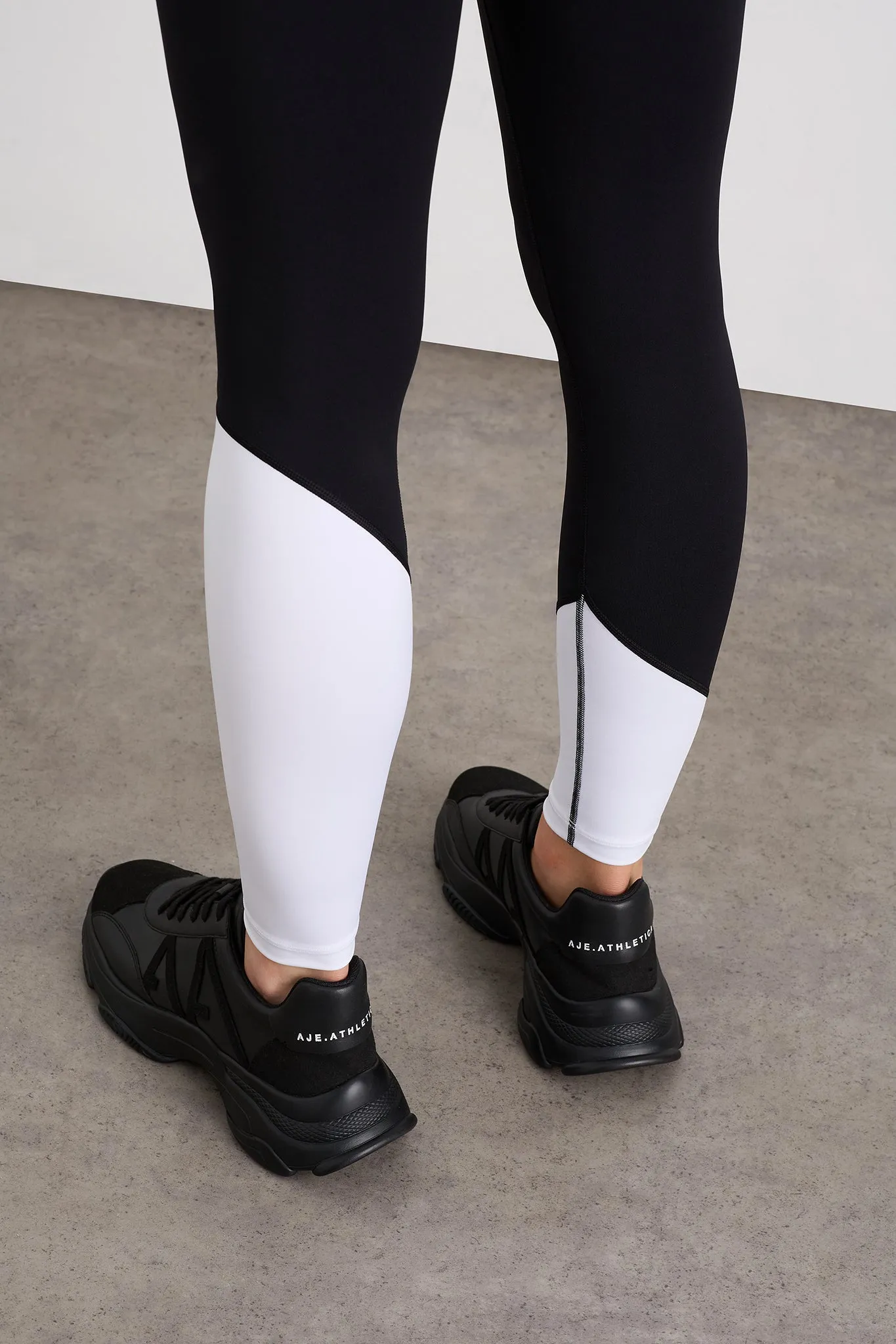 Curved Panel Full Length Legging 226