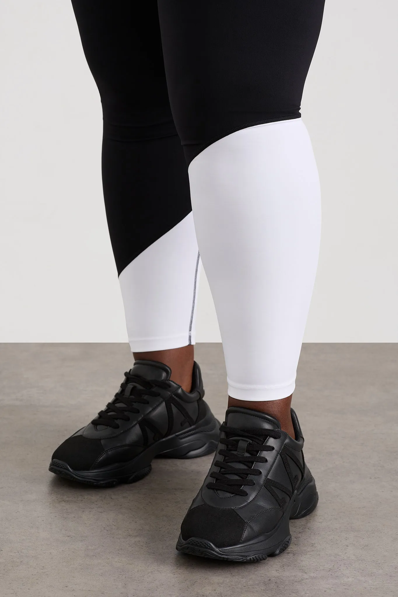 Curved Panel Full Length Legging 226