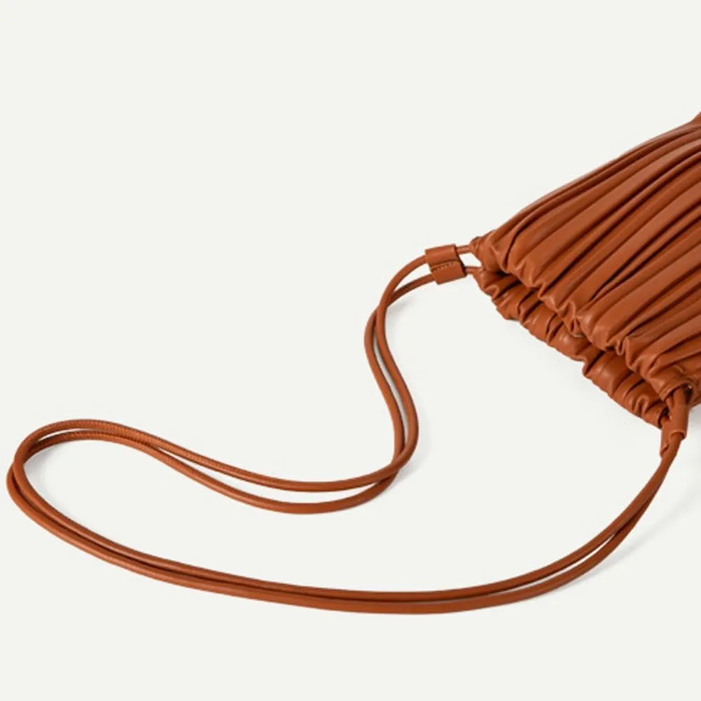 Trendy Bucket Purse For Women Commuter Leather Crossbody Handbag Womens Versatile Satchel Work Purse Travel Wrinkle 2025