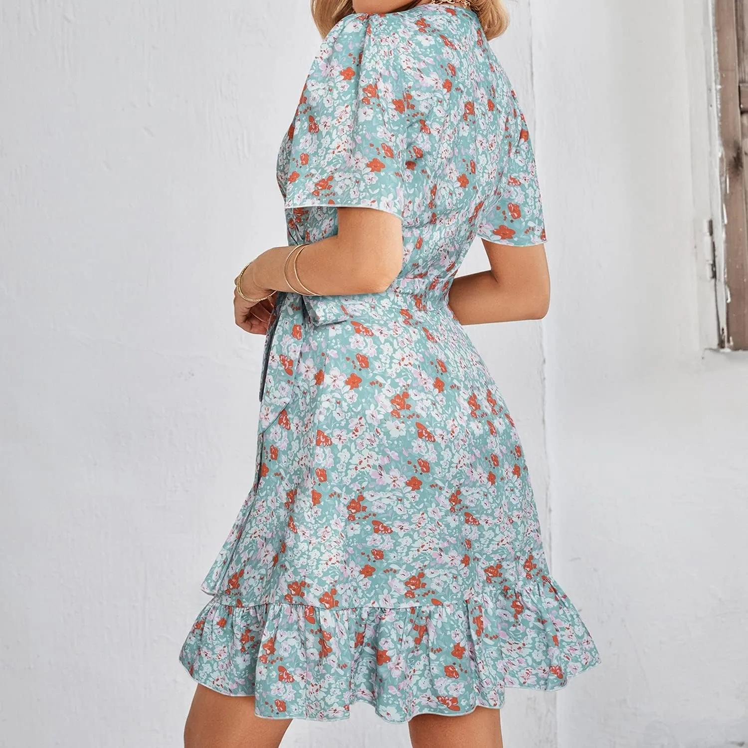 Women's Floral V Neck Summer Short Dress 2023 Spring Summer Ruffle Long Sleeve Floral Print Mini Dress