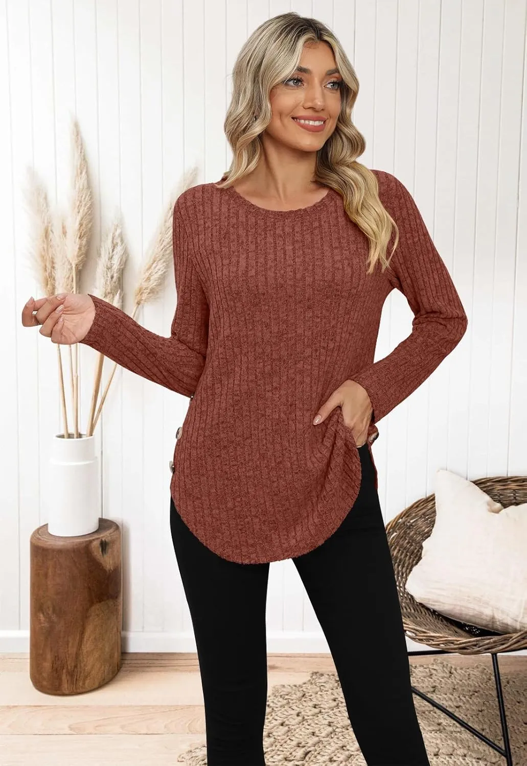 Yincro Women's Long Sleeve Fall Sweaters 2024 Lightweight Casual Crewneck Tunic Tops