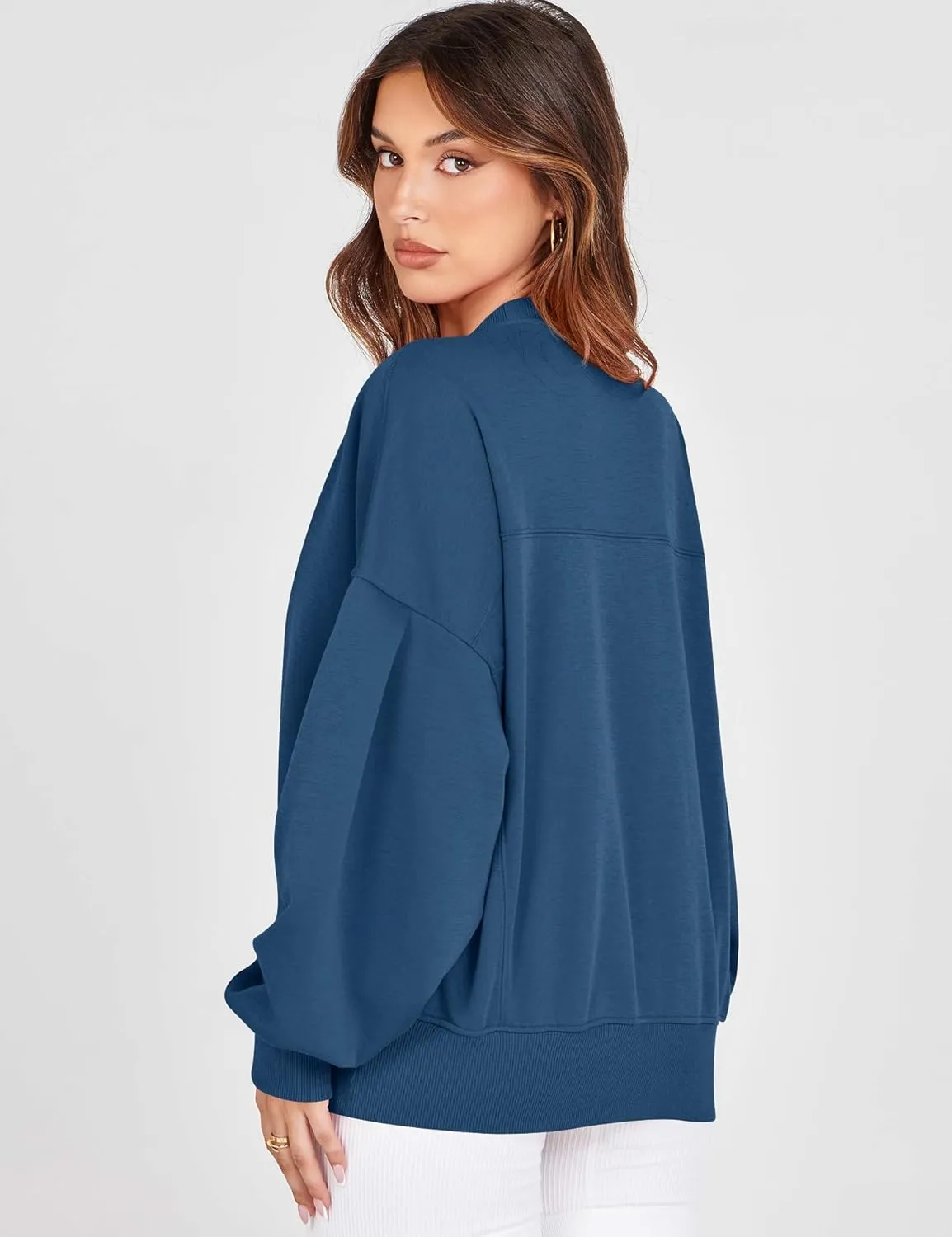ZHENWEI Womens Fall Oversized Sweatshirts Crewneck Fleece Hoodie Casual Fashion Pullover Sweaters Outfits with Pockets